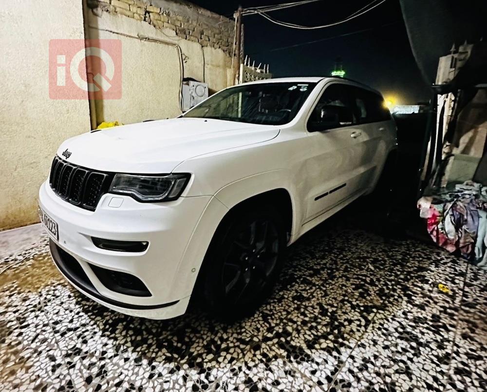 جيب جراند شيروكي